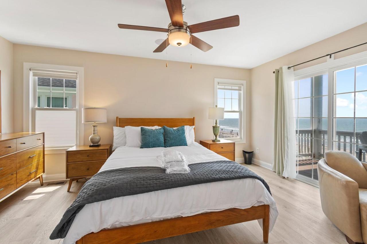 Nirvana Oak Island Exterior photo
